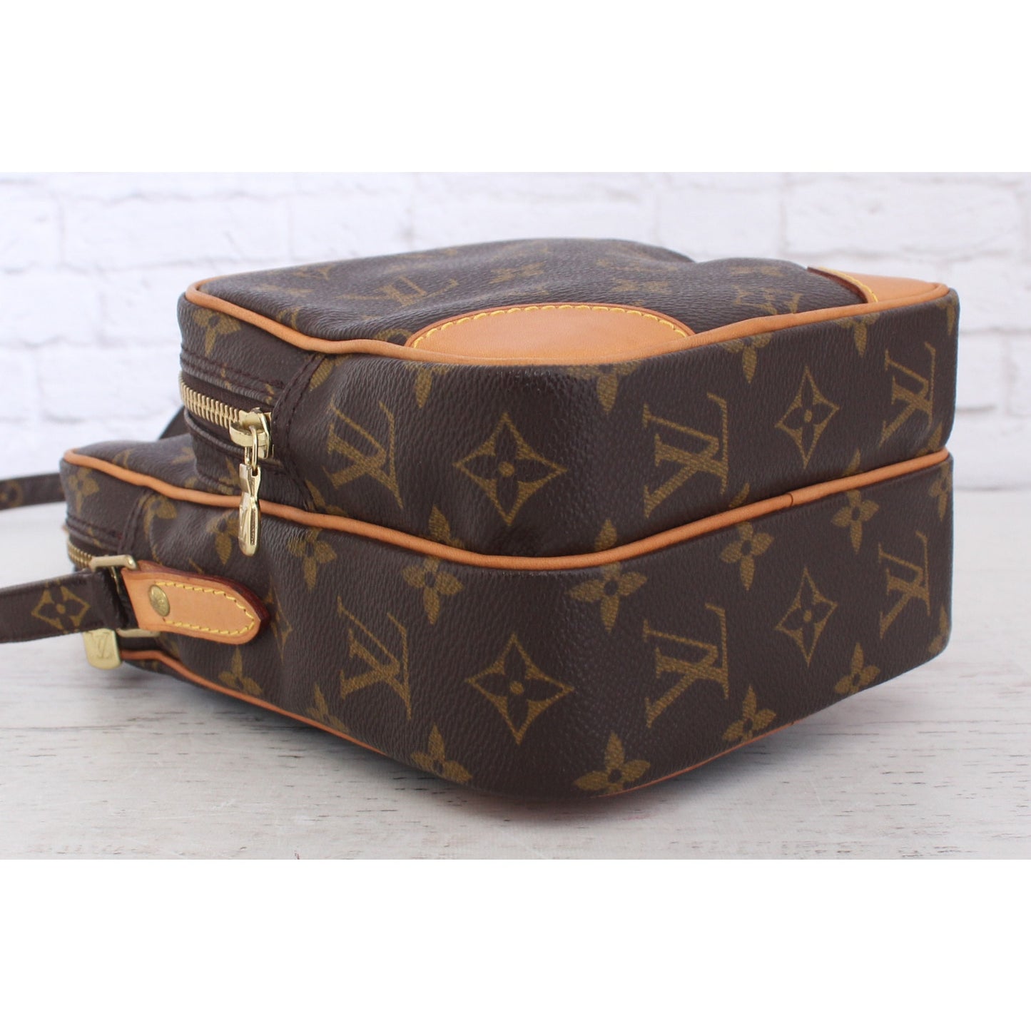 Louis Vuitton Amazon Crossbody Monogram