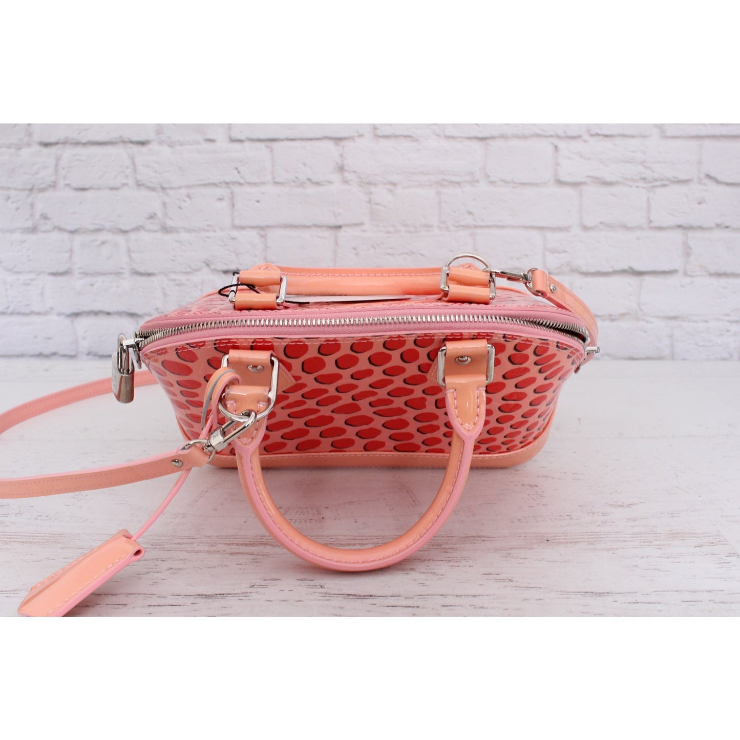 Louis Vuitton Alma BB Jung;e Dots Pink Vernis Crossbody Satchel Handbag A5535