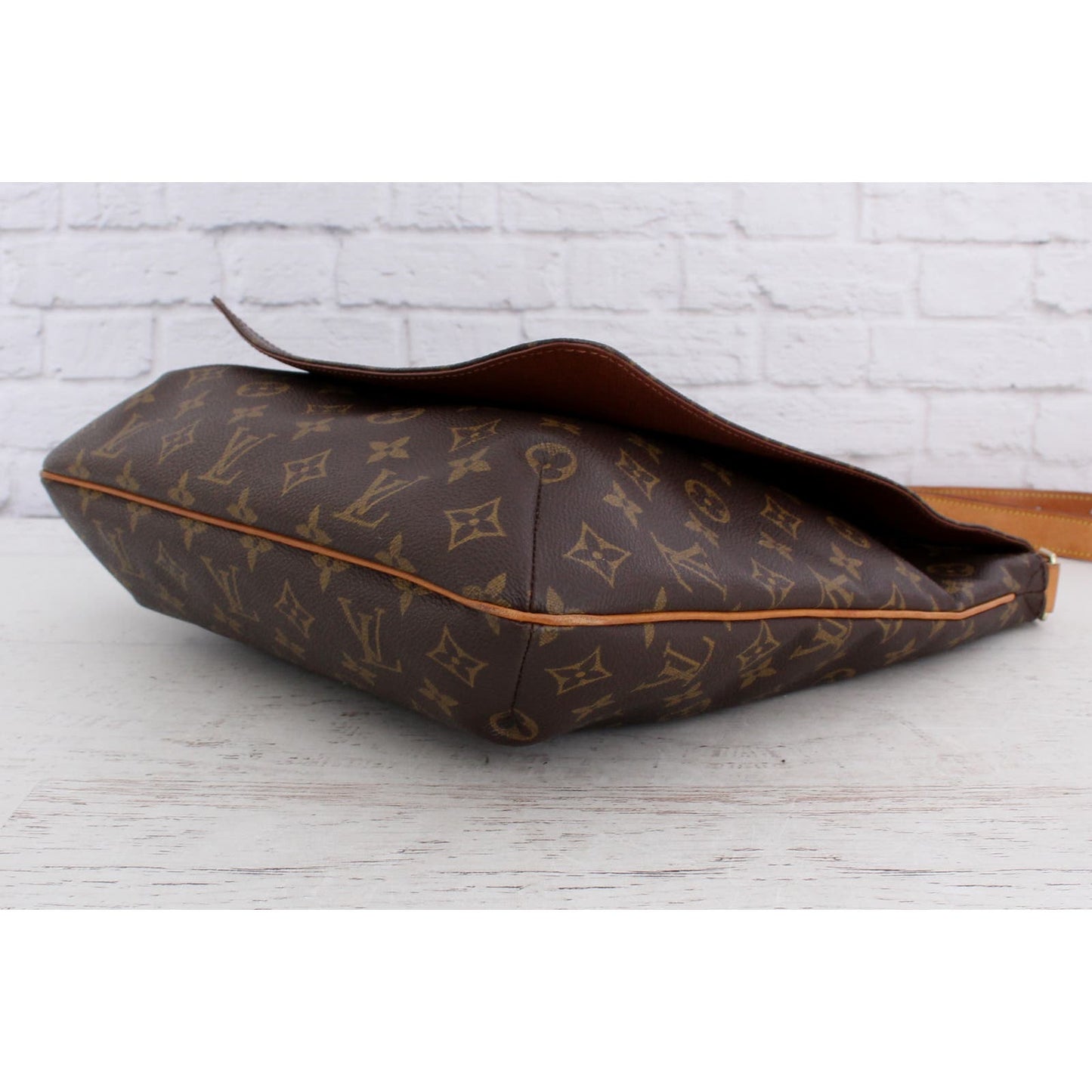 Louis Vuitton Musette GM Large Crossbody