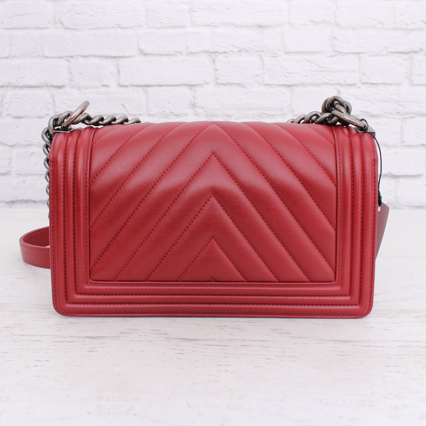 Chanel Boy Bag V Stitch Red Calfskin Leather Shoulder Bag Handbag Purse A4736