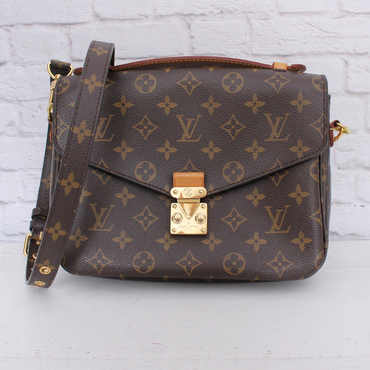 Louis Vuitton Pochette Metis Monogram Crossbody Shoulder Purse Handbag A5125