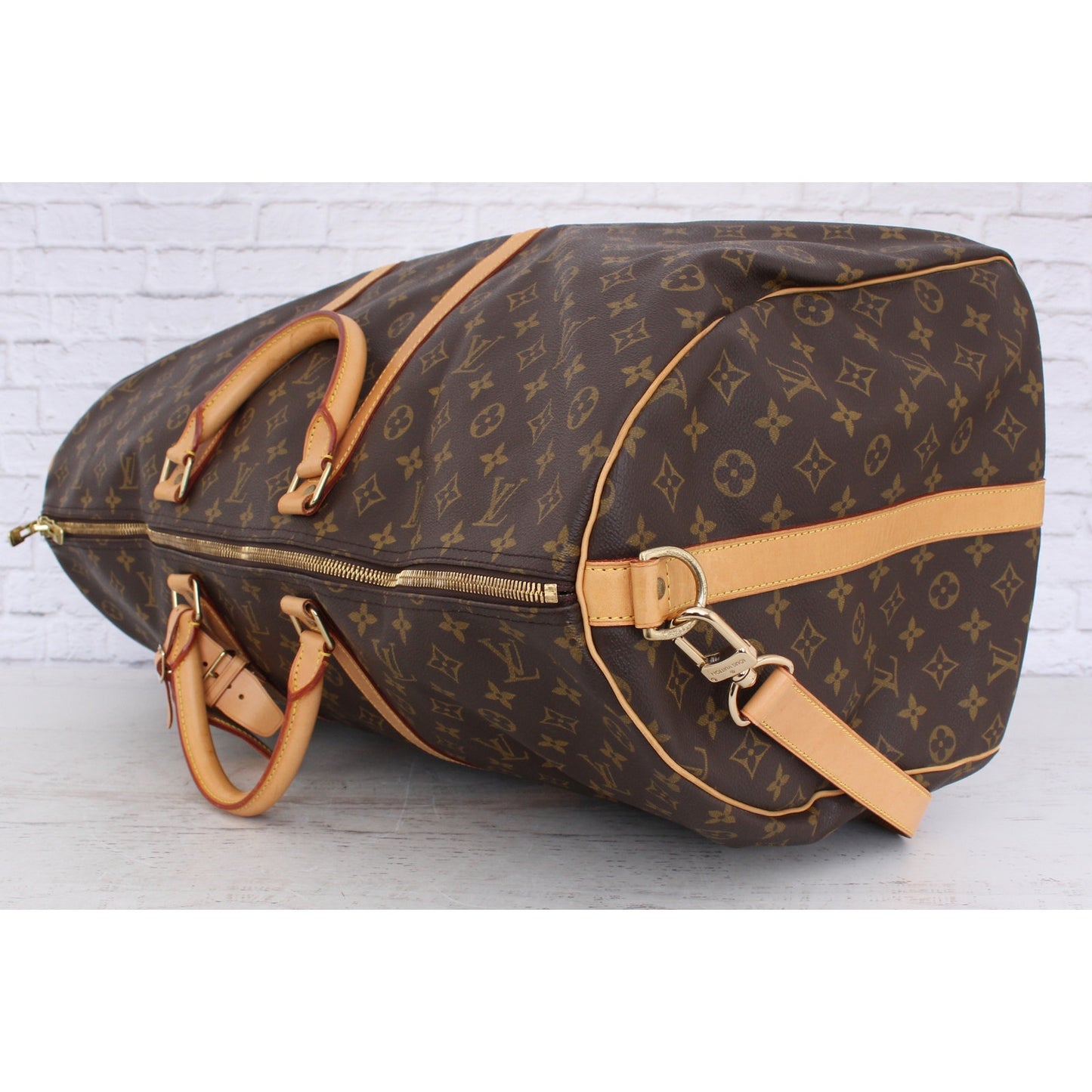 Louis Vuitton Keepall 60 Bandouliere Monogram Duffle Luggage Bag