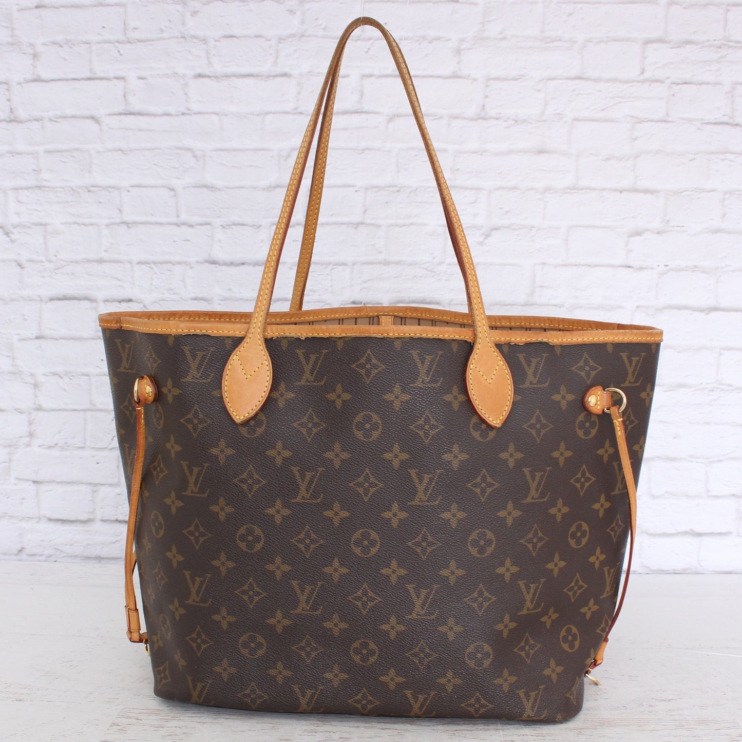 Louis Vuitton Neverfull MM Monogram Shoulder Bag Tote