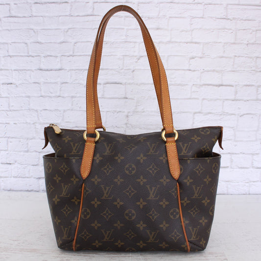 Louis Vuitton Totally MM Monogram Tote Shoulder Bag