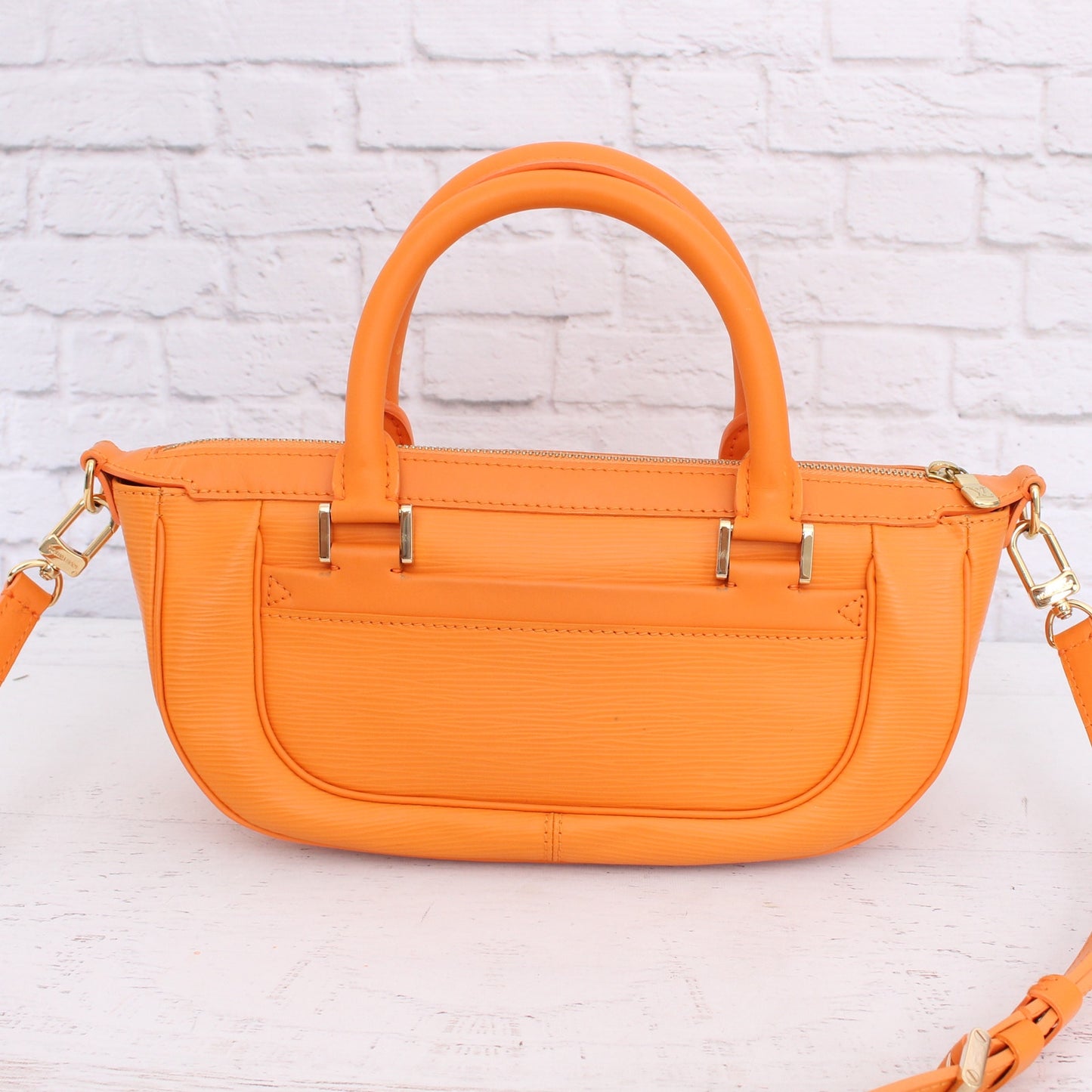 Louis Vuitton Dhanura PM Orange Epi Crossbody Leather Satchel Handbag A3593