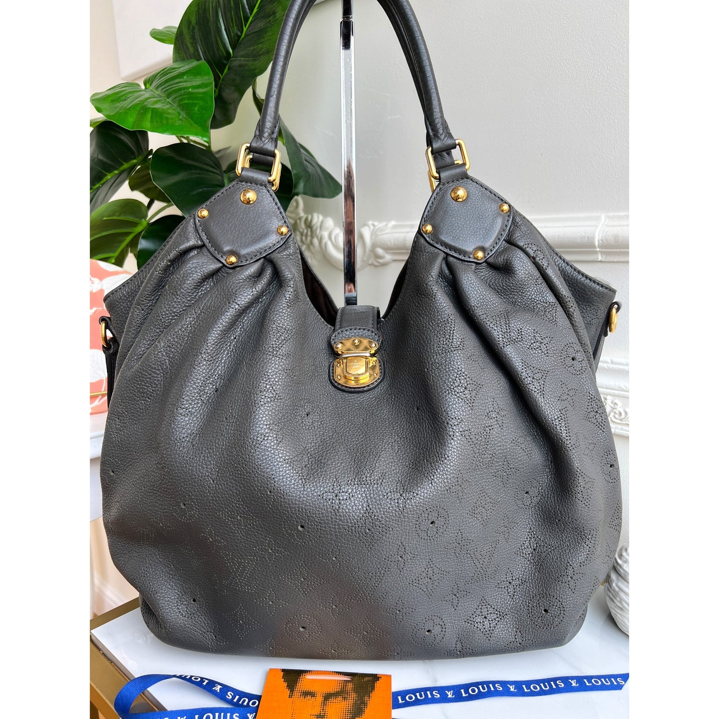 Louis Vuitton Mahina L Leather Gray Monogram Hobo