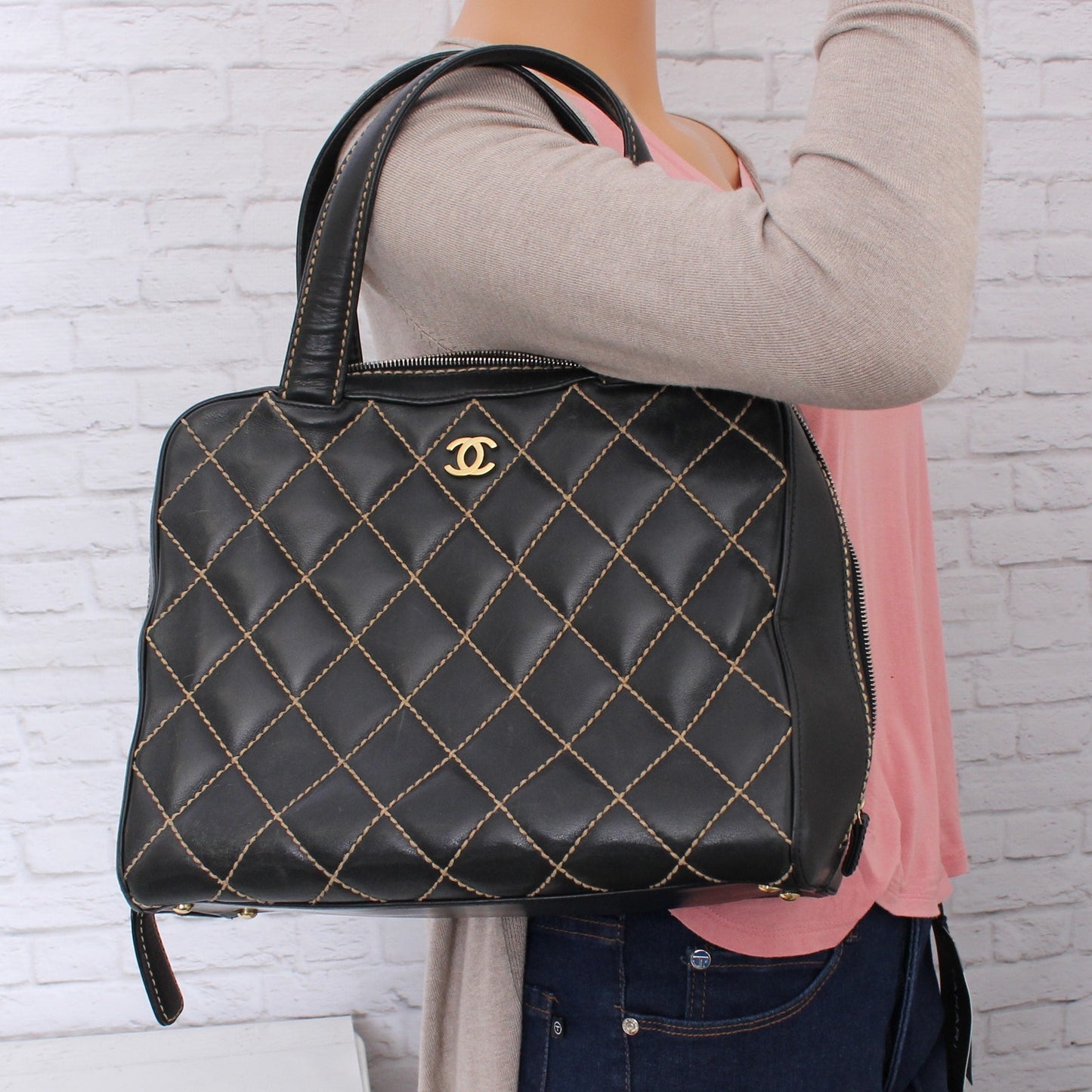 Chanel Wild Stitch Black Lambskin Leather Handbag Satchel Purse A5529