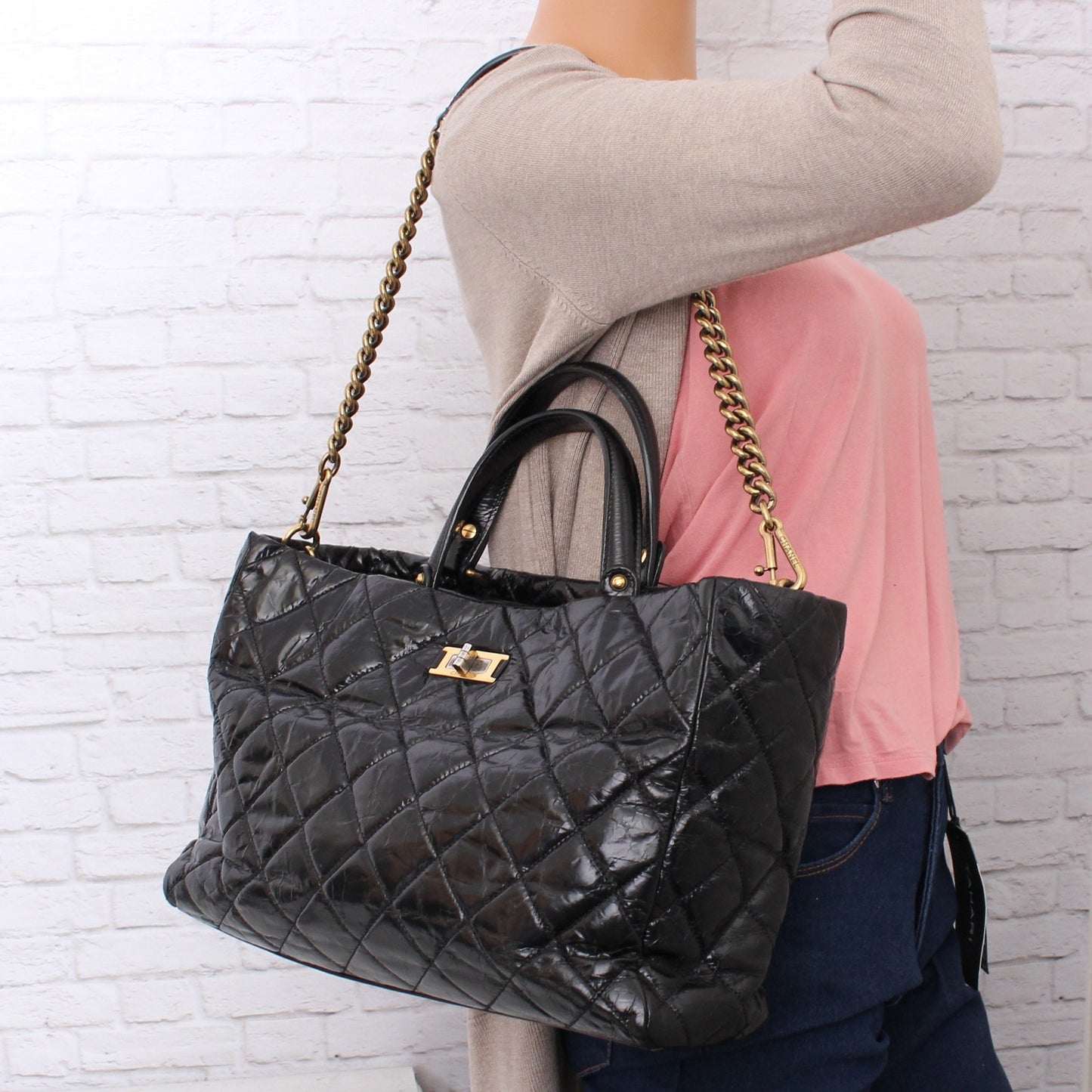Chanel 2 Way Tote Black Glazed Calfskin Leather Shoulder Handbag Purse A4825