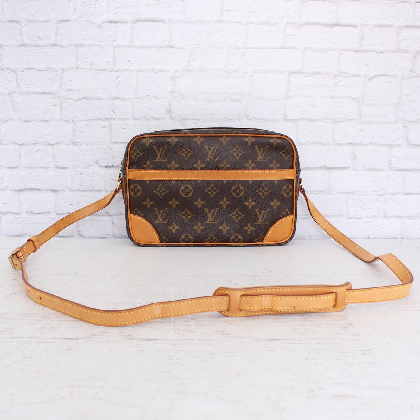 Louis Vuitton Trocadero 27 MM Monogram Crossbody Shoulder Bag Handbag