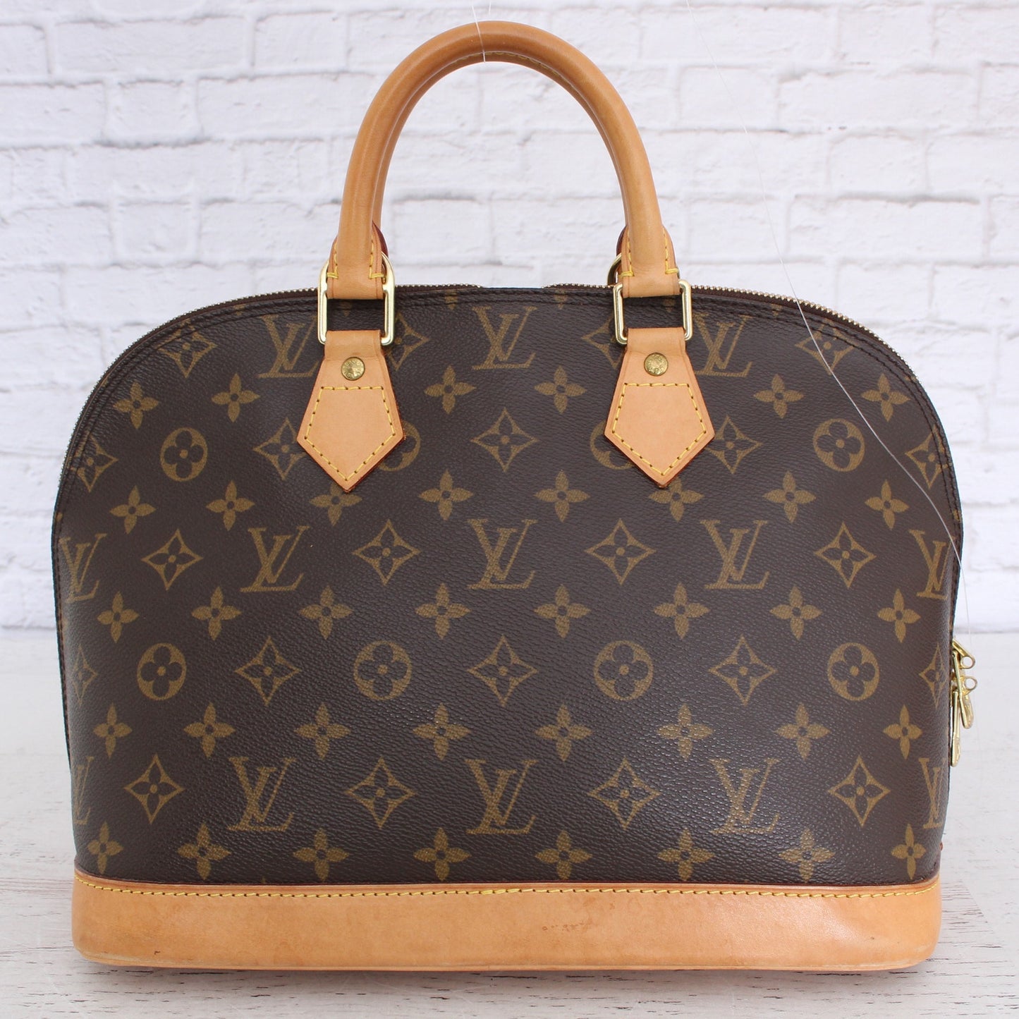 Louis Vuitton Alma MM Monogram Satchel Brown Leather Handbag Bag Tote