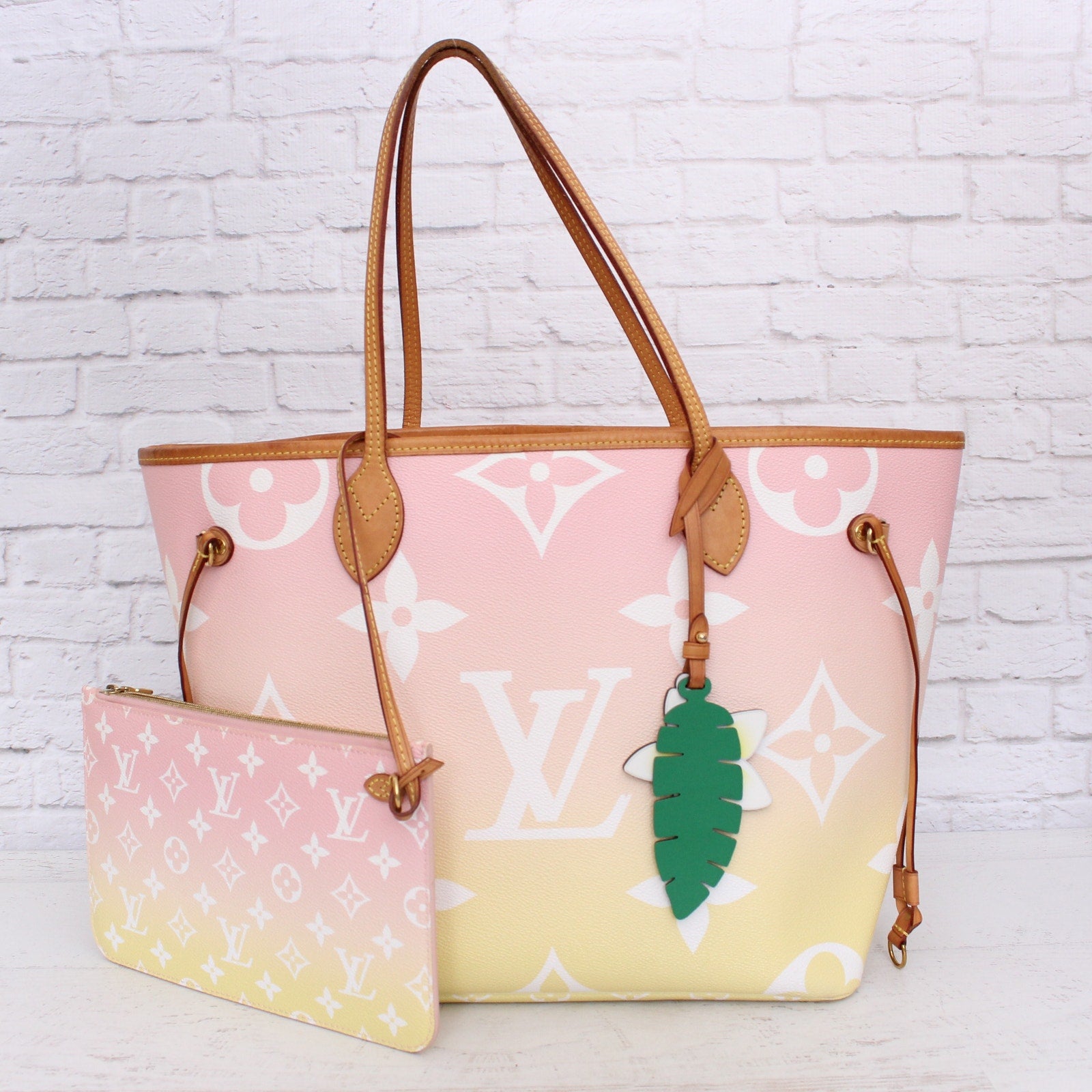 Louis Vuitton Neverfull MM with Pouch By The Pool Monogram Tote Shoulder