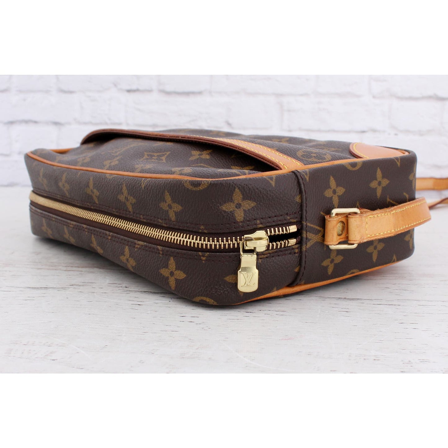 Louis Vuitton Trocadero 27 MM Monogram Crossbody Shoulder Bag Handbag