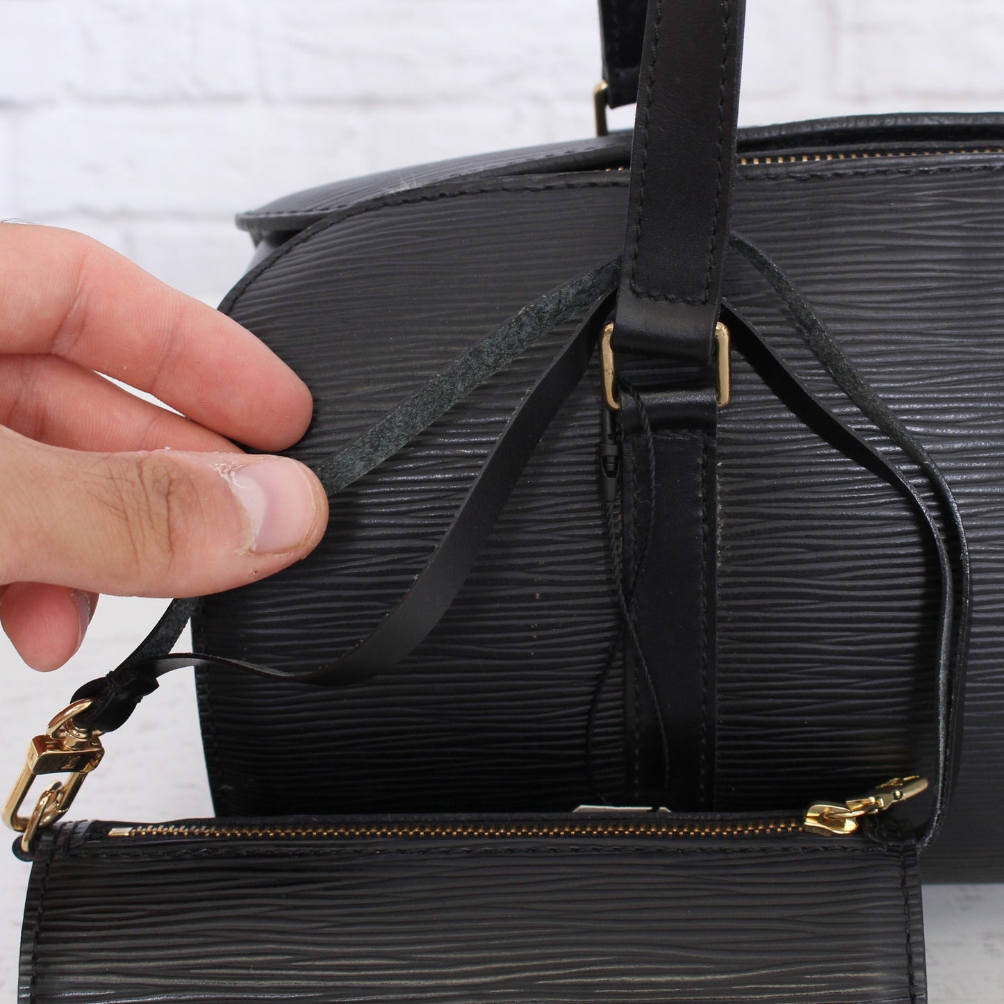 Louis Vuitton Papillon 30 Black Epi with Pouch Satchel Purse Handbag A3227
