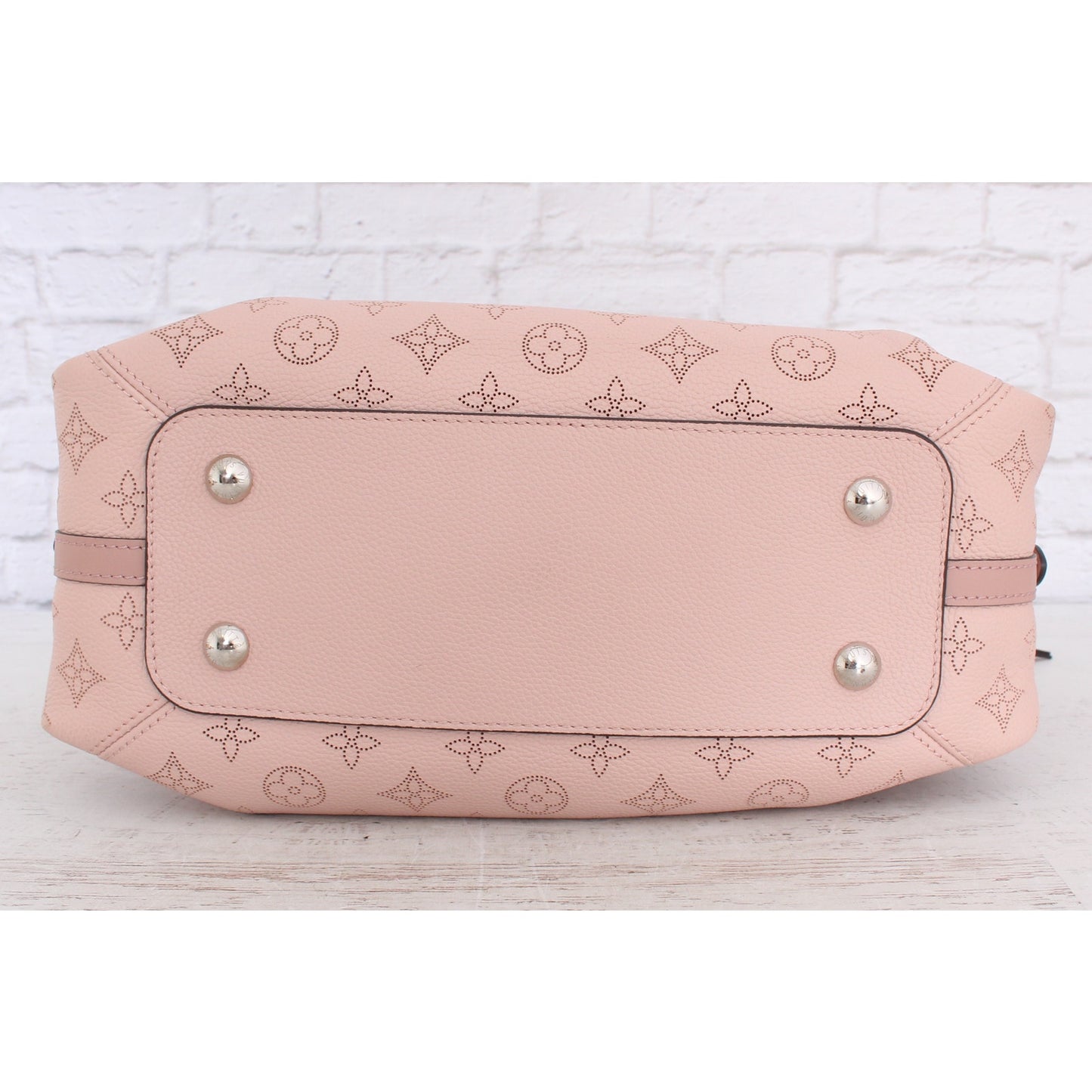 Louis Vuitton Asteria Pink Mahina Shoulder/Crossbody Bag