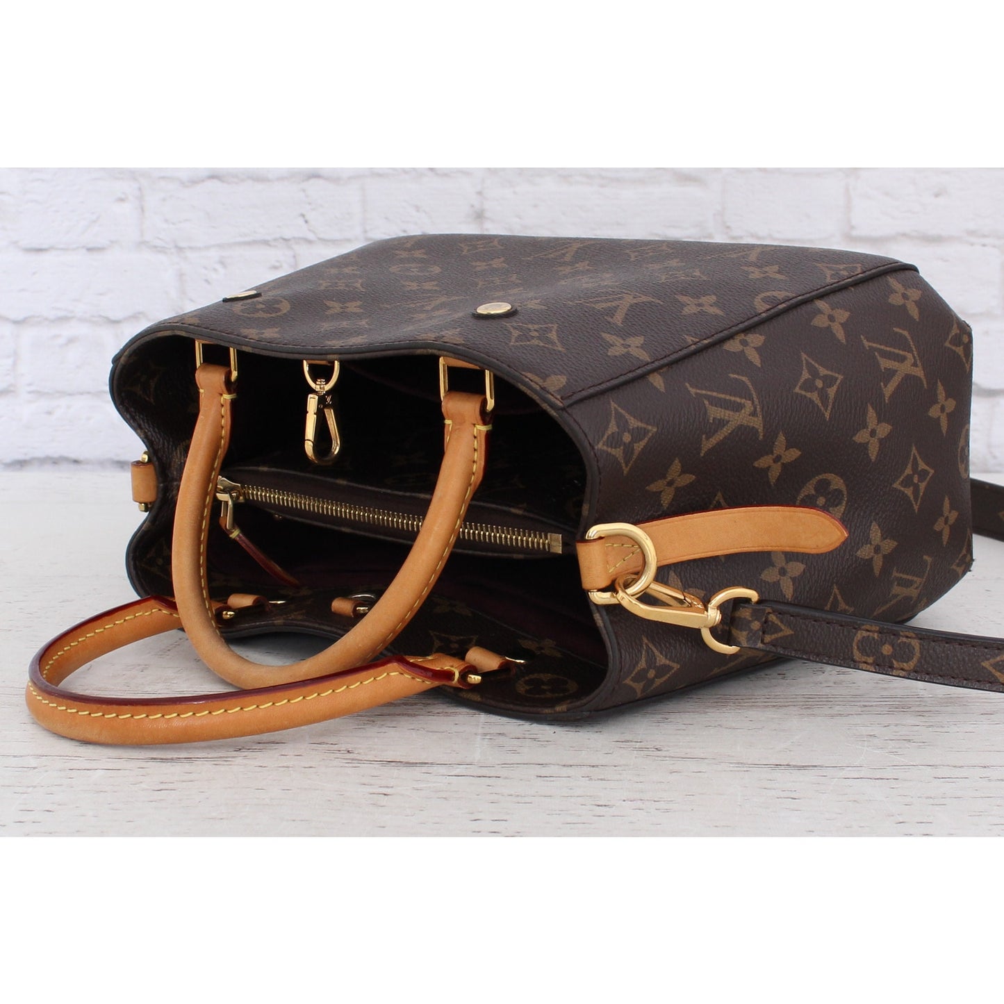 Louis Vuitton Montaigne BB Crossbody