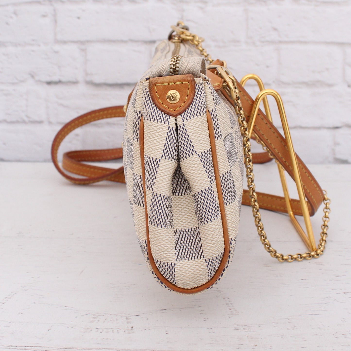 Louis Vuitton Eva Damier Azur Small Crossbody Shoulder Purse Chain Strap A4261