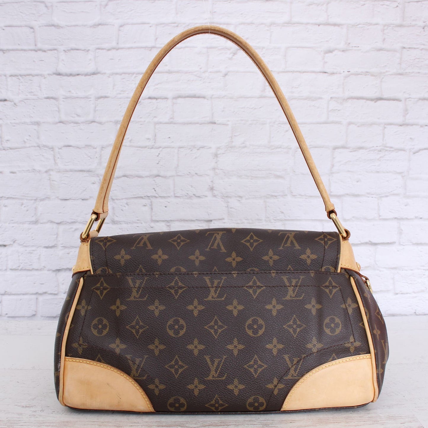 Louis Vuitton Beverly MM Monogram Shoulder Bag