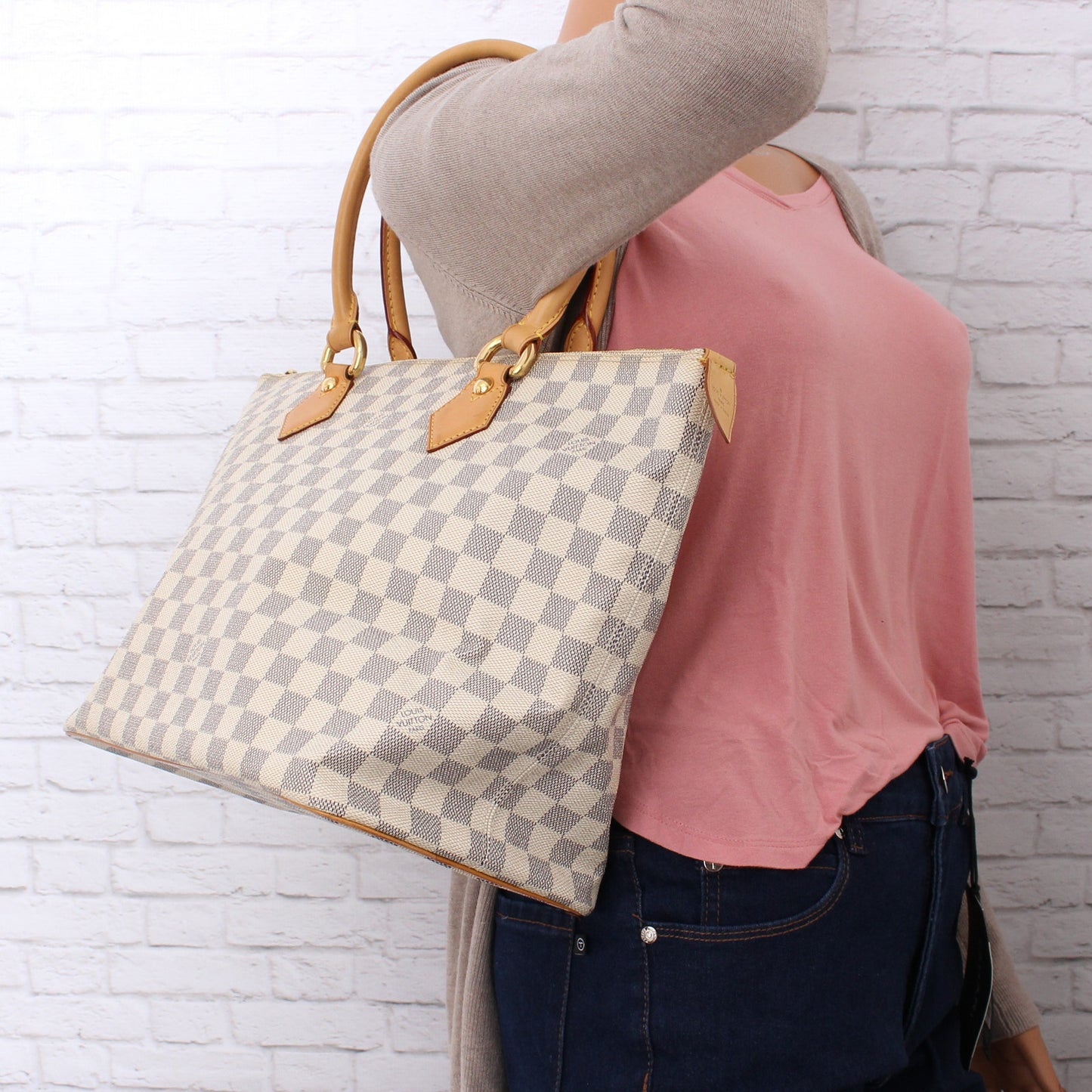 Louis Vuitton Saleya MM Damier Azur Tote White Shoulder Hobo Leather Purse A2518