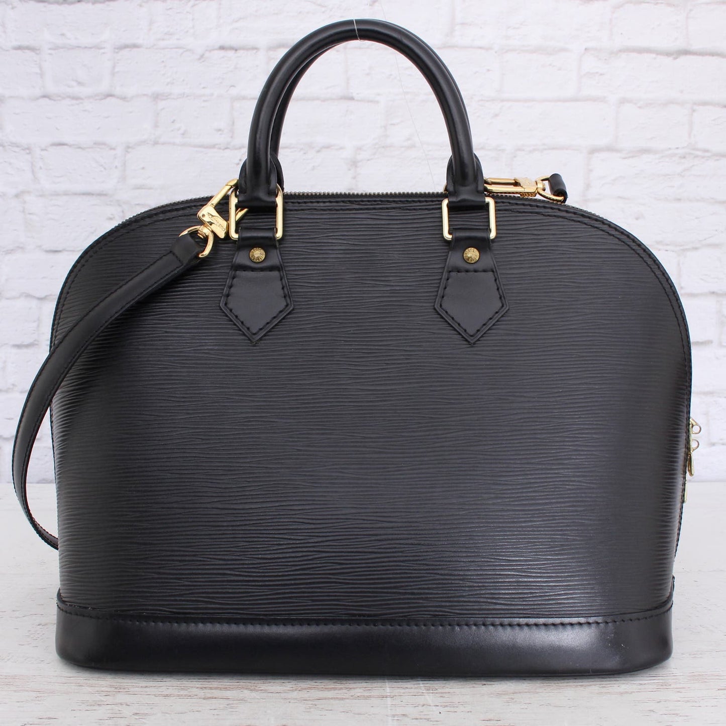 Louis Vuitton Alma MM Black Epi Satchel Crossbody