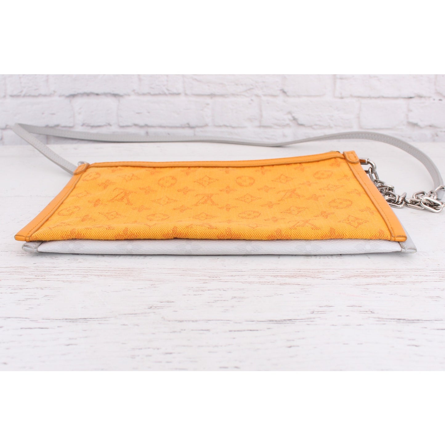 Louis Vuitton Double Flat Messenger Monogram Logo Story Crossbody Purse A3855