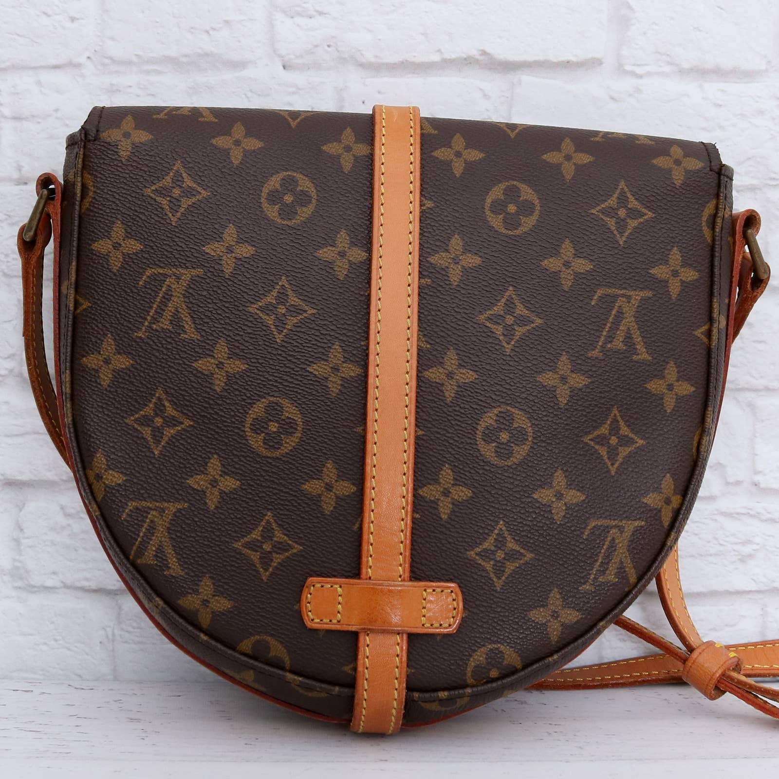Louis Vuitton, Bags, Louis Vuitton Chantilly Mm Sling Messenger Crossbag  Monogram