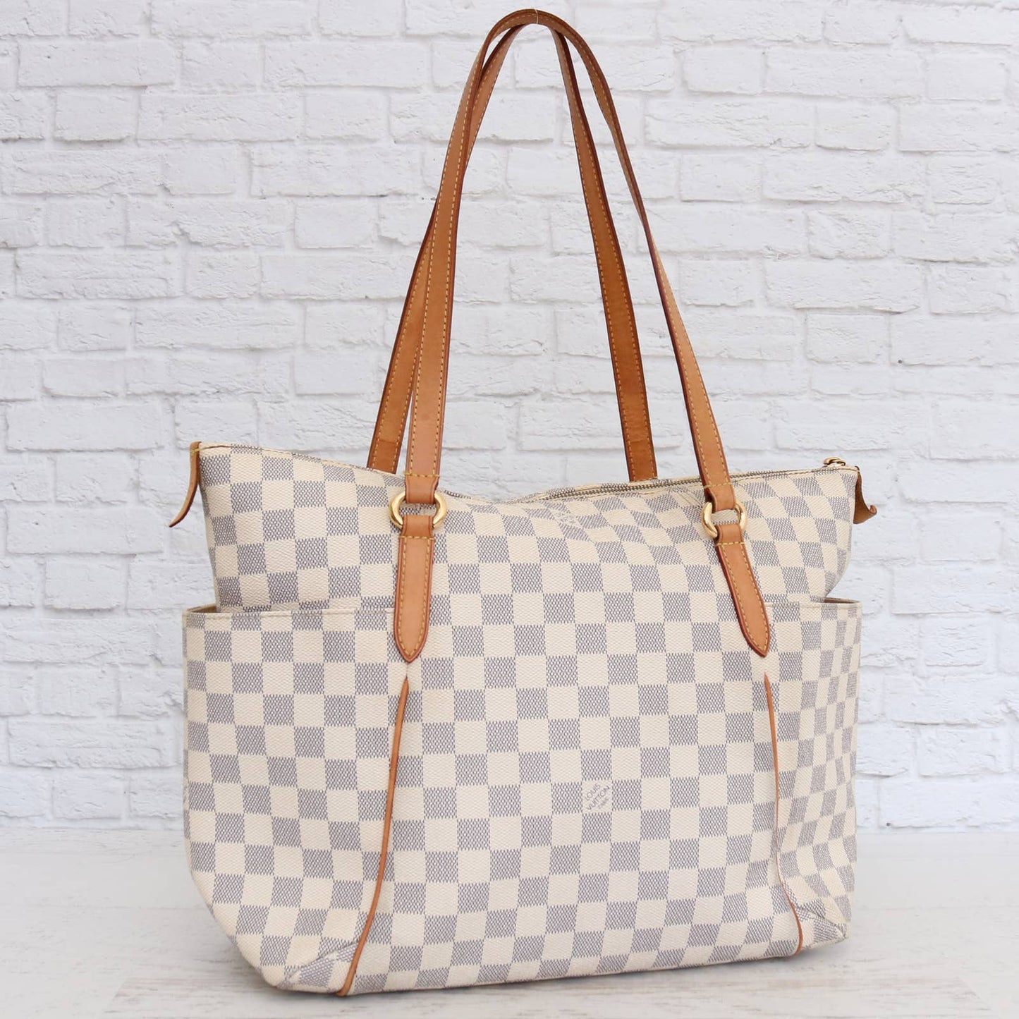 Louis Vuitton Totally MM Damier Azur Tote