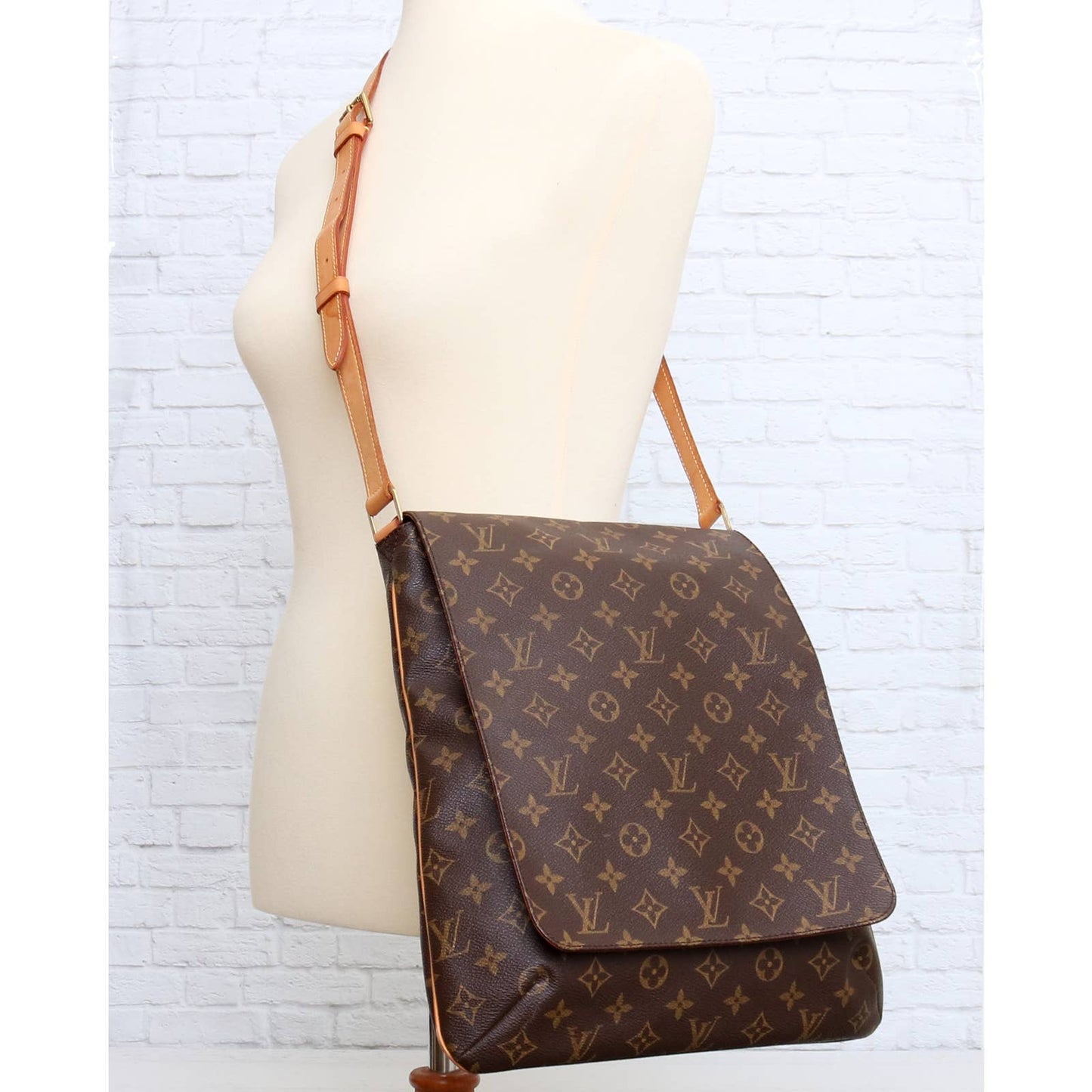 Louis Vuitton Musette GM Large Monogram Crossbody