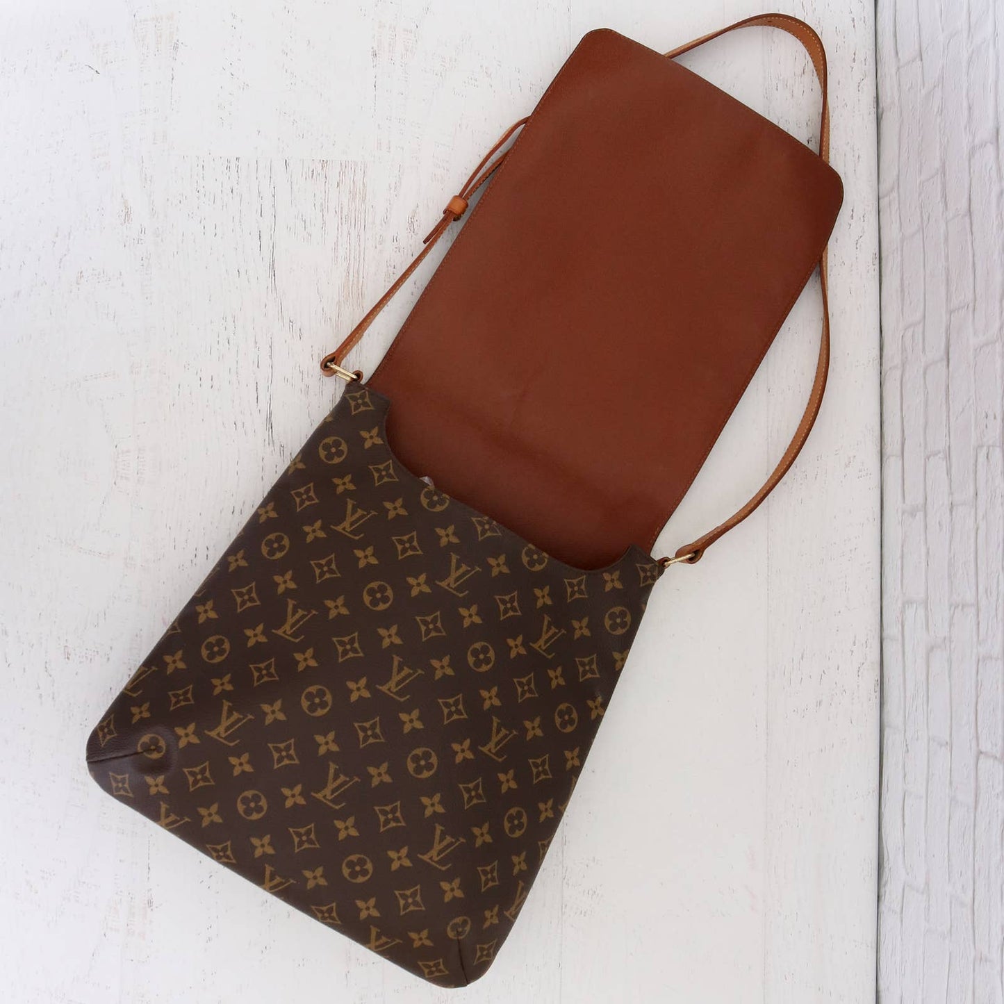 Louis Vuitton Musette GM Large Monogram Crossbody