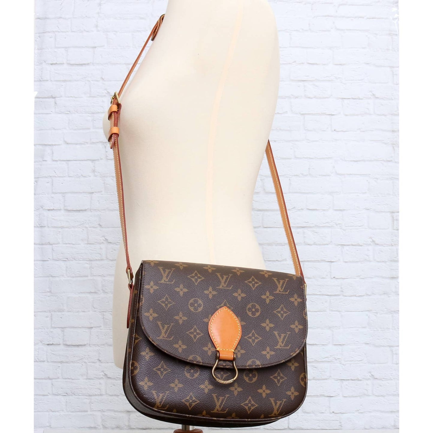 Louis Vuitton Saint Cloud GM Monogram Crossbody