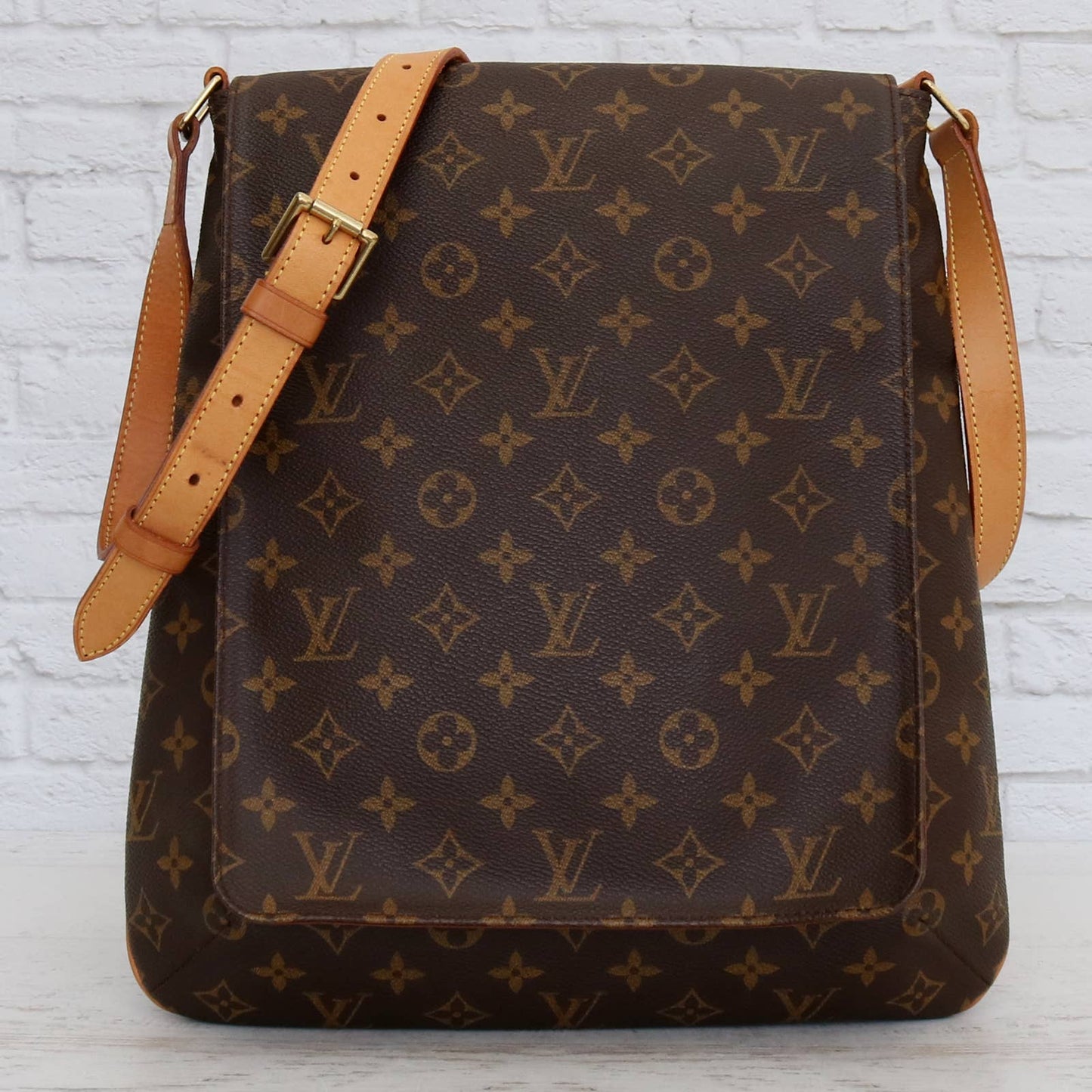 Louis Vuitton Musette GM Large Crossbody & Shoulder Bag