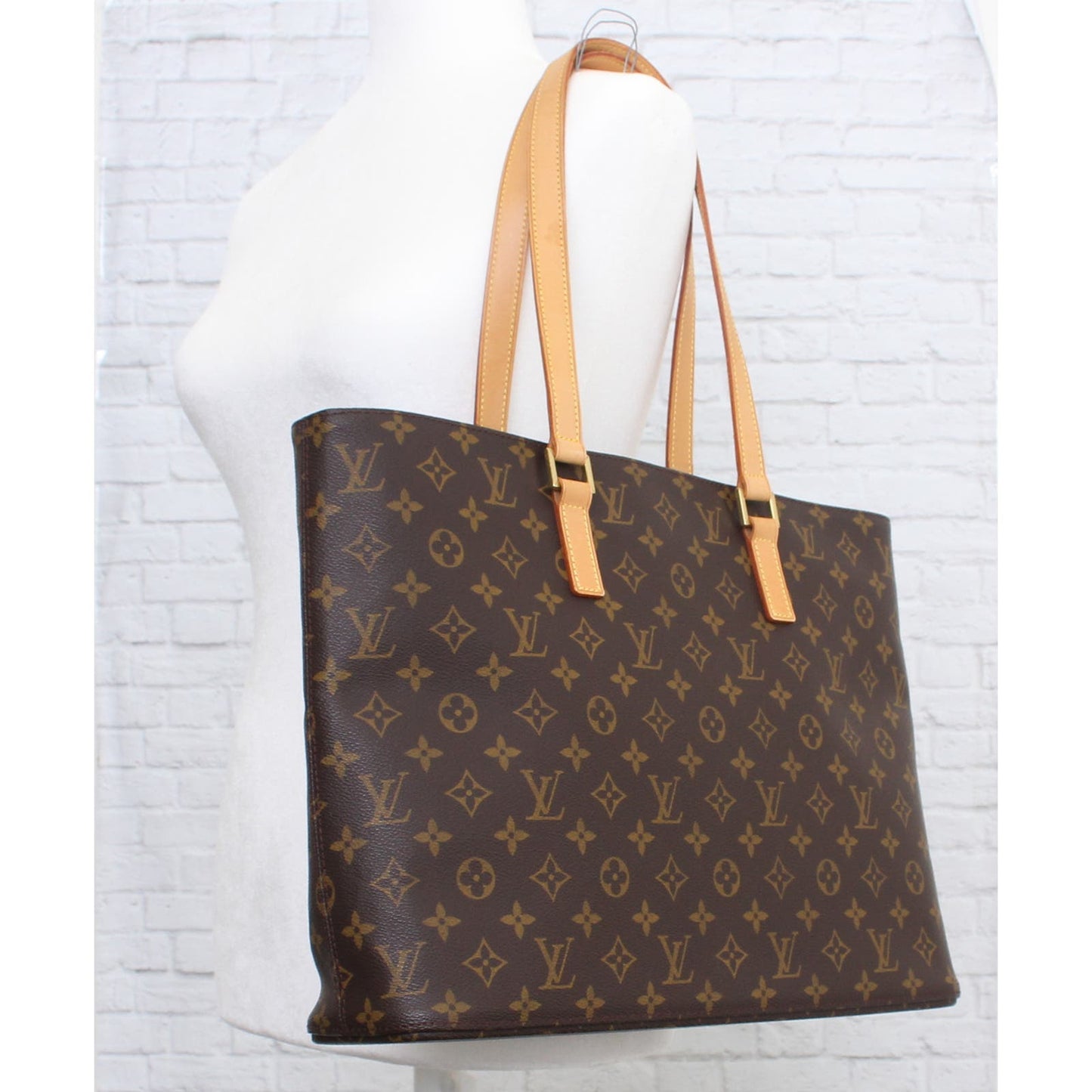 Louis Vuitton Luco Monogram Large Tote