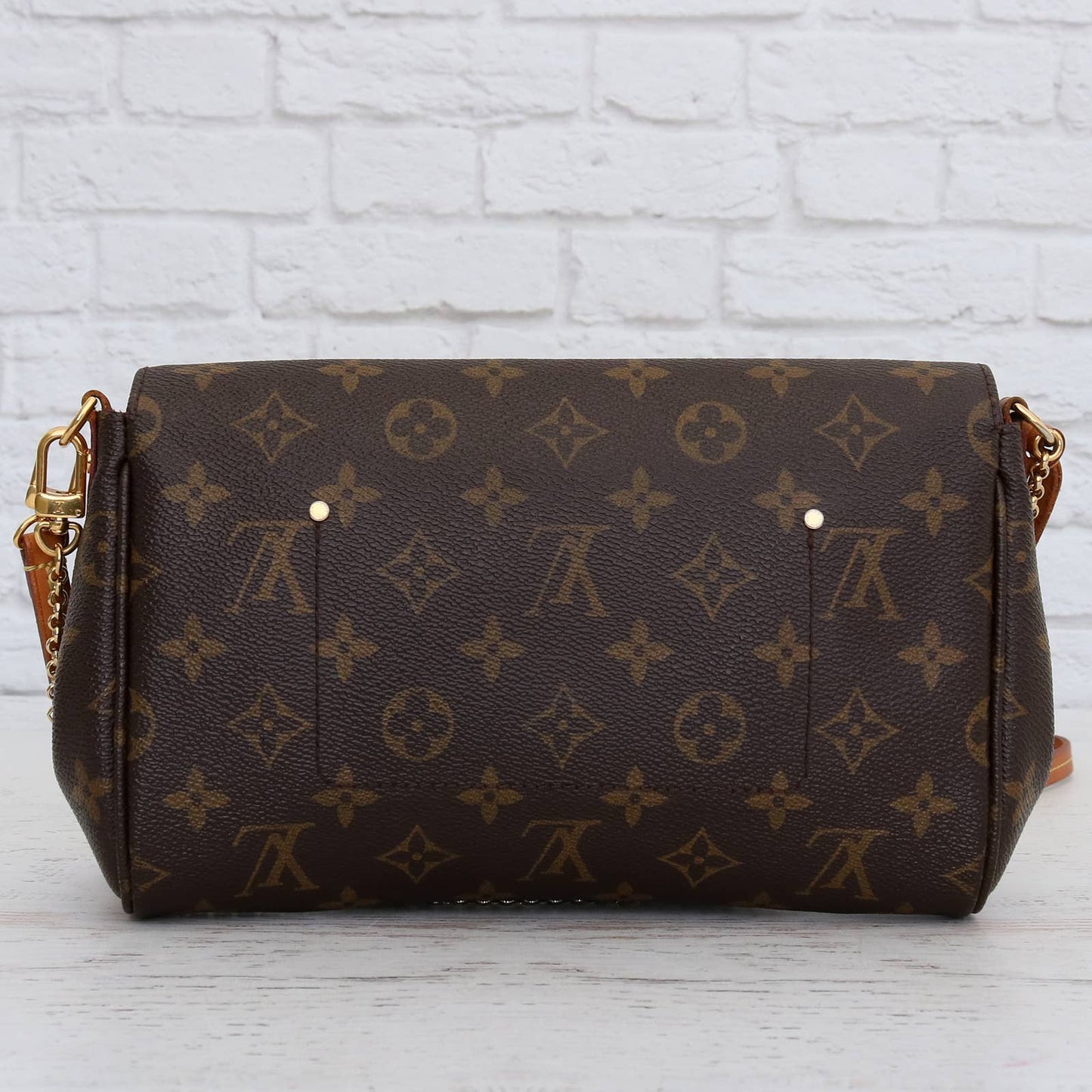 Louis Vuitton Favorite PM Monogram Crossbody & Shoulder Bag