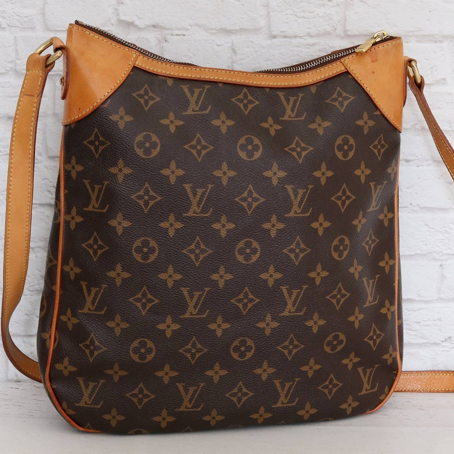 Louis Vuitton Odeon MM Monogram Crossbody & Shoulder Bag