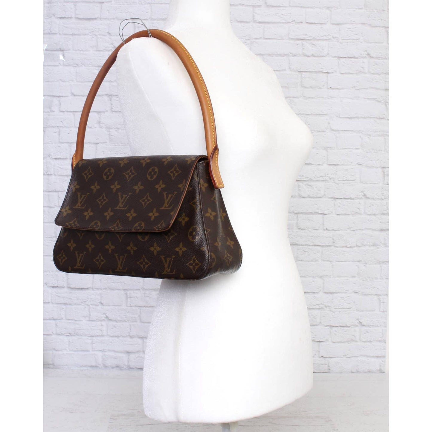 Louis Vuitton Mini Looping Shoulder Bag Monogram Purse Tote Leather LV