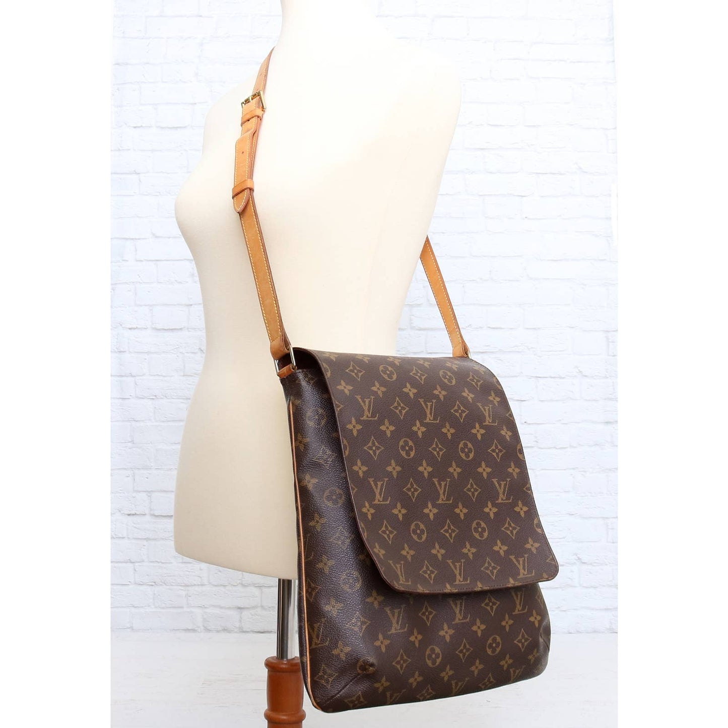 Louis Vuitton Musette GM Large Crossbody