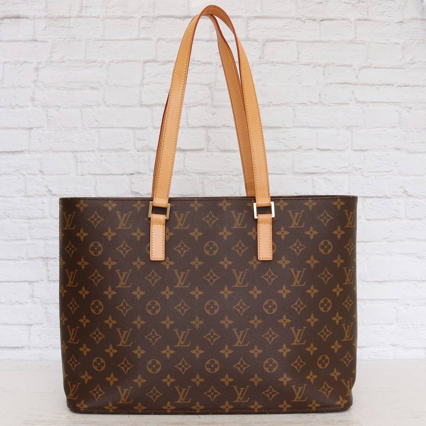 Louis Vuitton Luco Monogram Tote