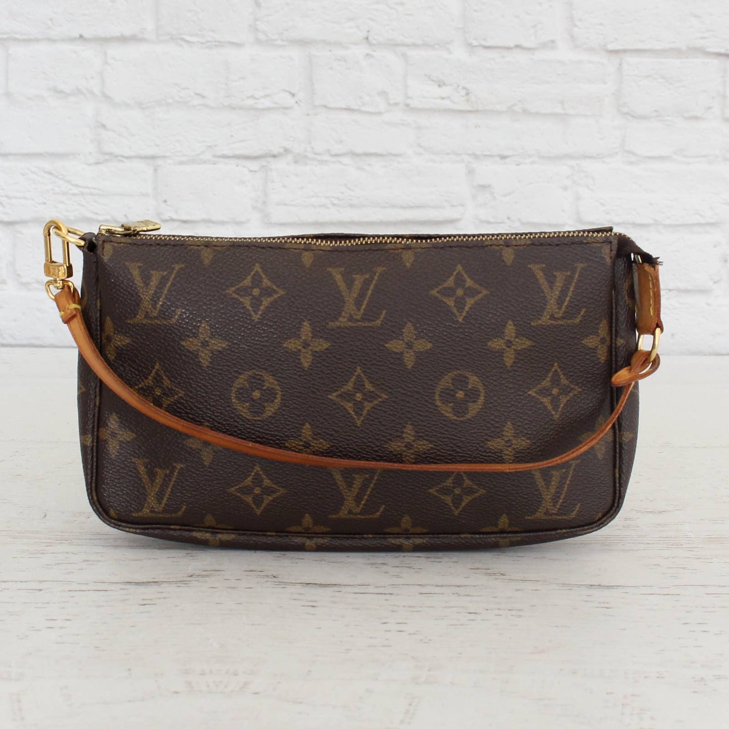 Louis Vuitton Pochette Accessoires Monogram Shoulder Bag