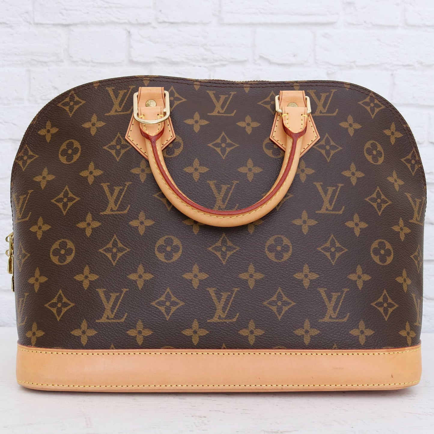 Louis Vuitton Alma MM Satchel Monogram