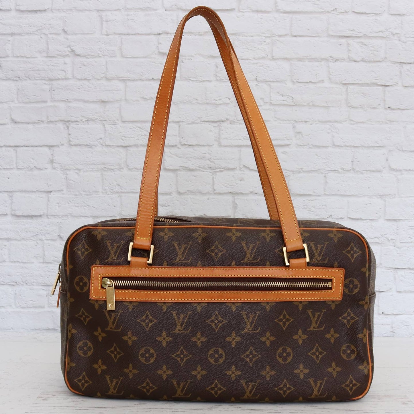 Louis Vuitton Cite GM Monogram Large Shoulder Bag