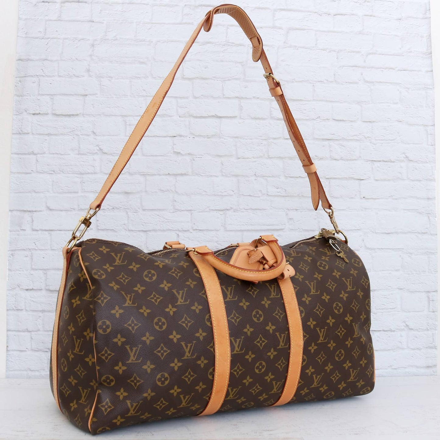 Louis Vuitton Keepall Bandouliere 50 Monogram Satchel & Shoulder Bag