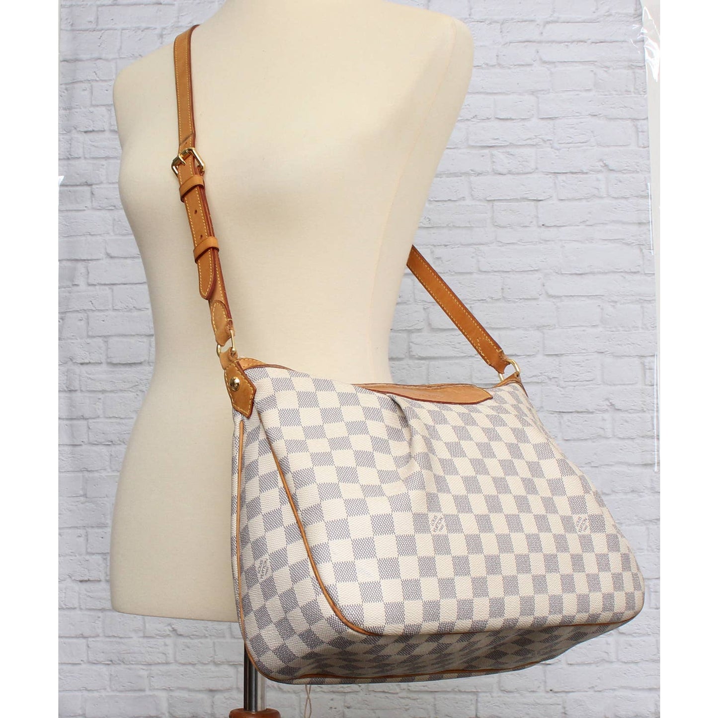 Louis Vuitton Siracusa MM Damier Azur Crossbody