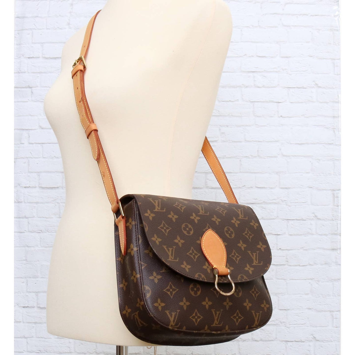 Louis Vuitton Saint Cloud GM Monogram Crossbody