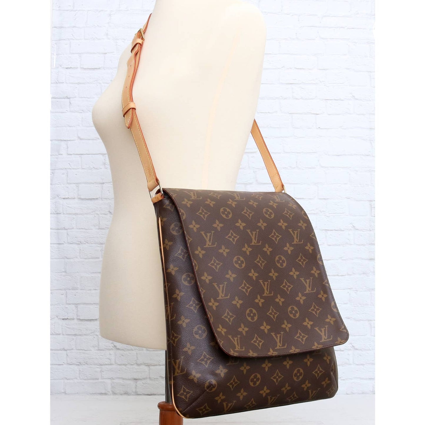 Louis Vuitton Musette GM Monogram Crossbody Shoulder Bag