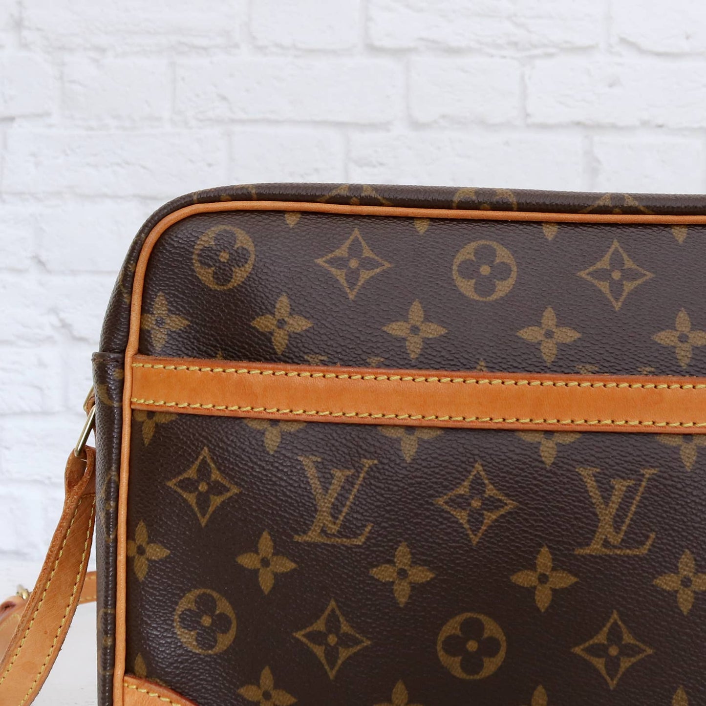 Louis Vuitton Trocadero 30 GM Monogram Crossbody