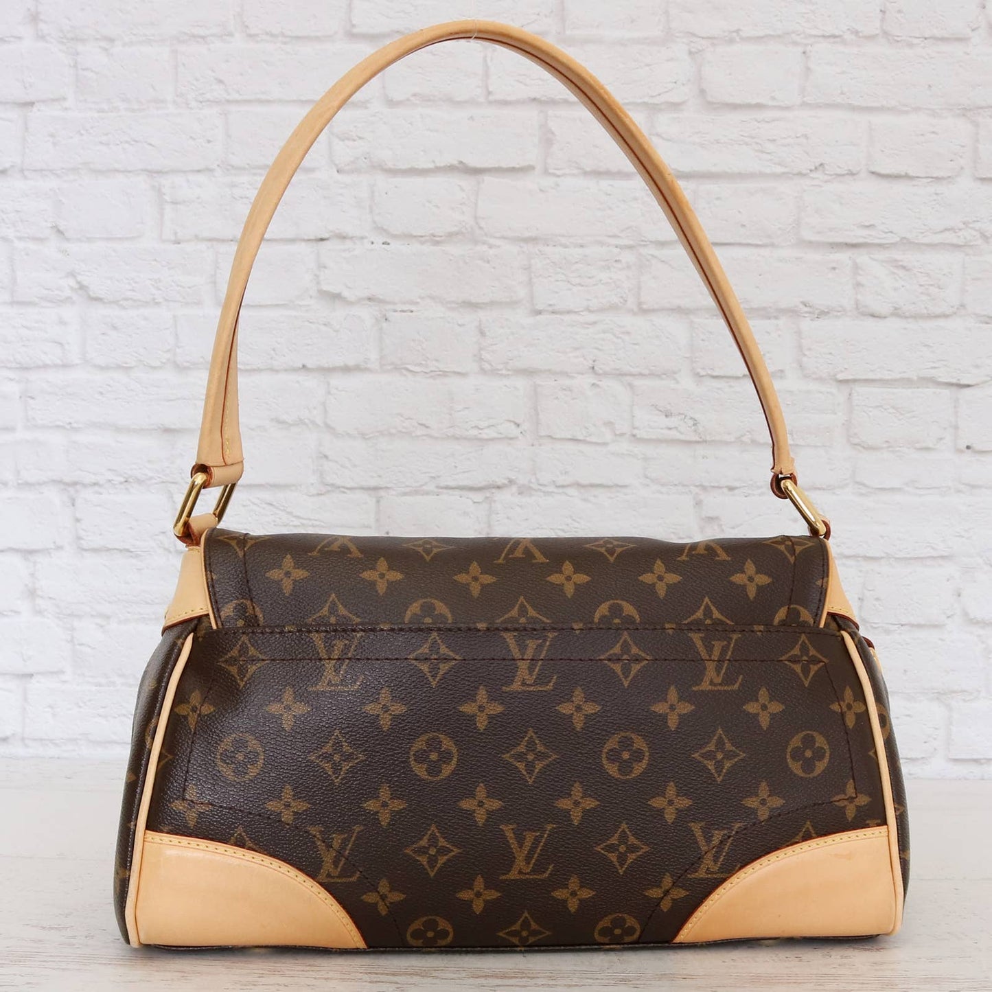 Louis Vuitton Beverly MM Monogram Shoulder Bag