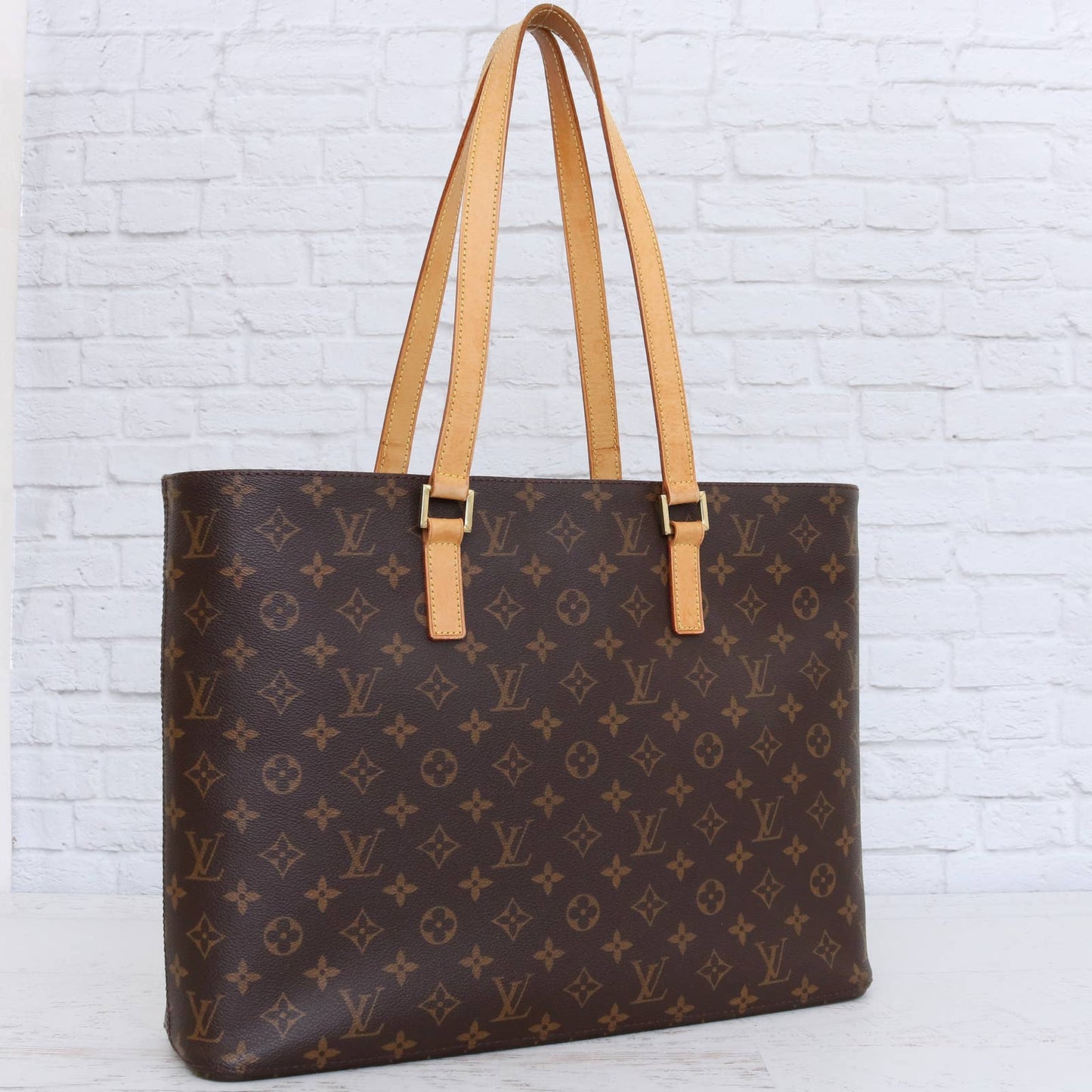 Louis Vuitton Luco Monogram Tote