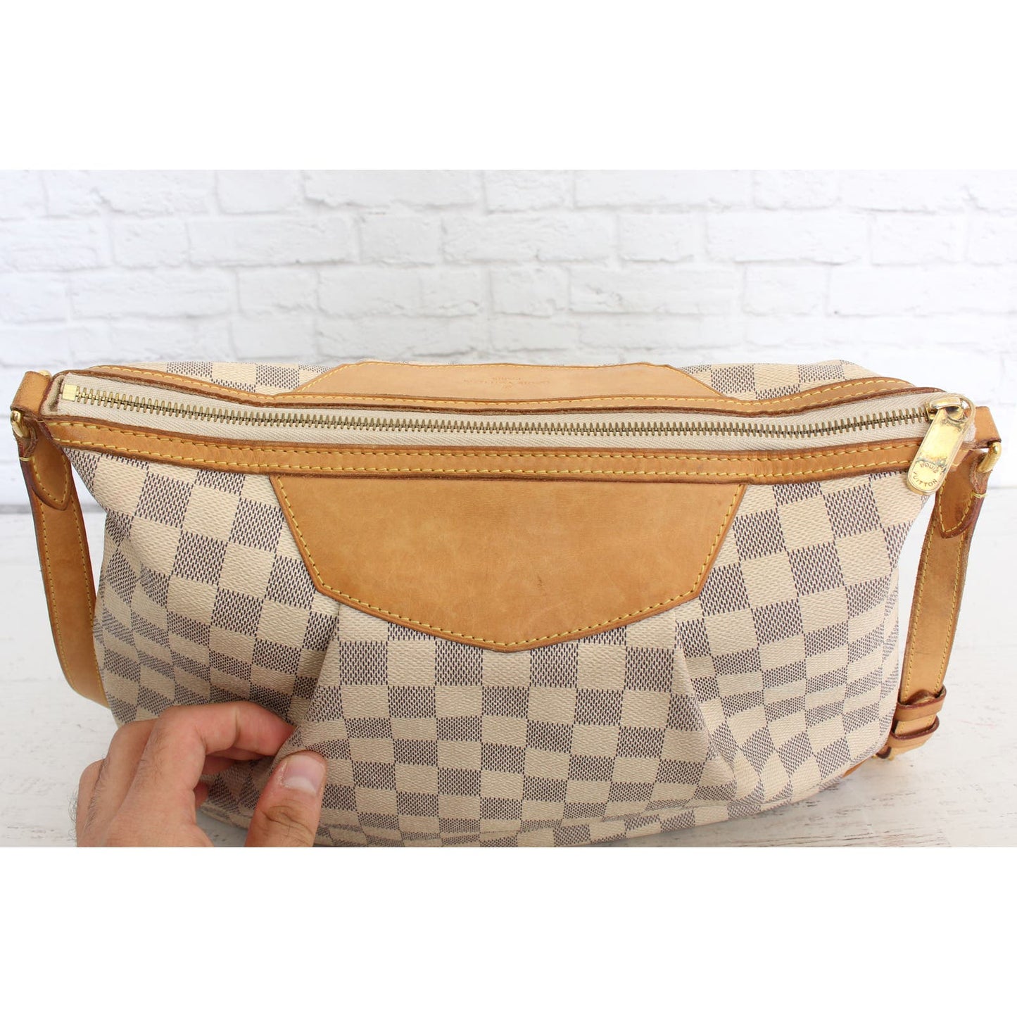 Louis Vuitton Siracusa MM Damier Azur Crossbody