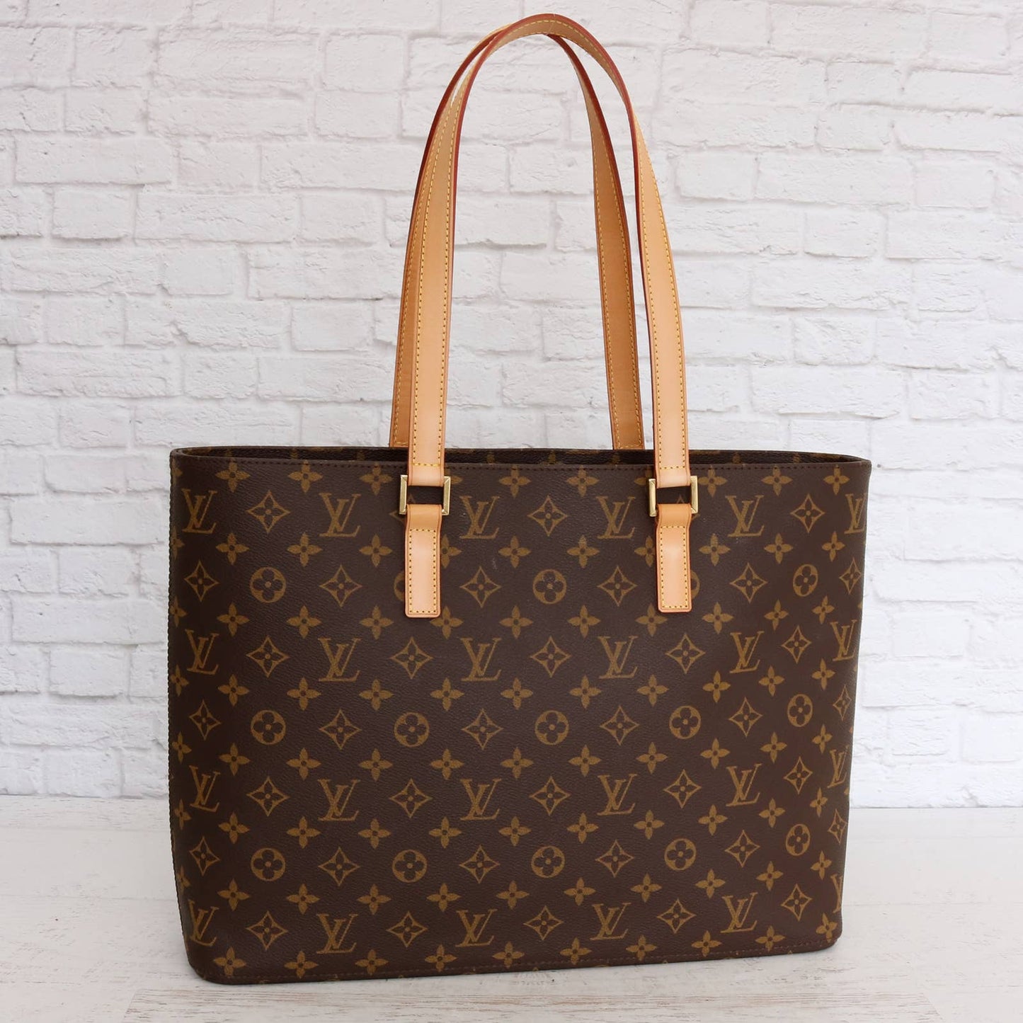 Louis Vuitton Luco Monogram Tote