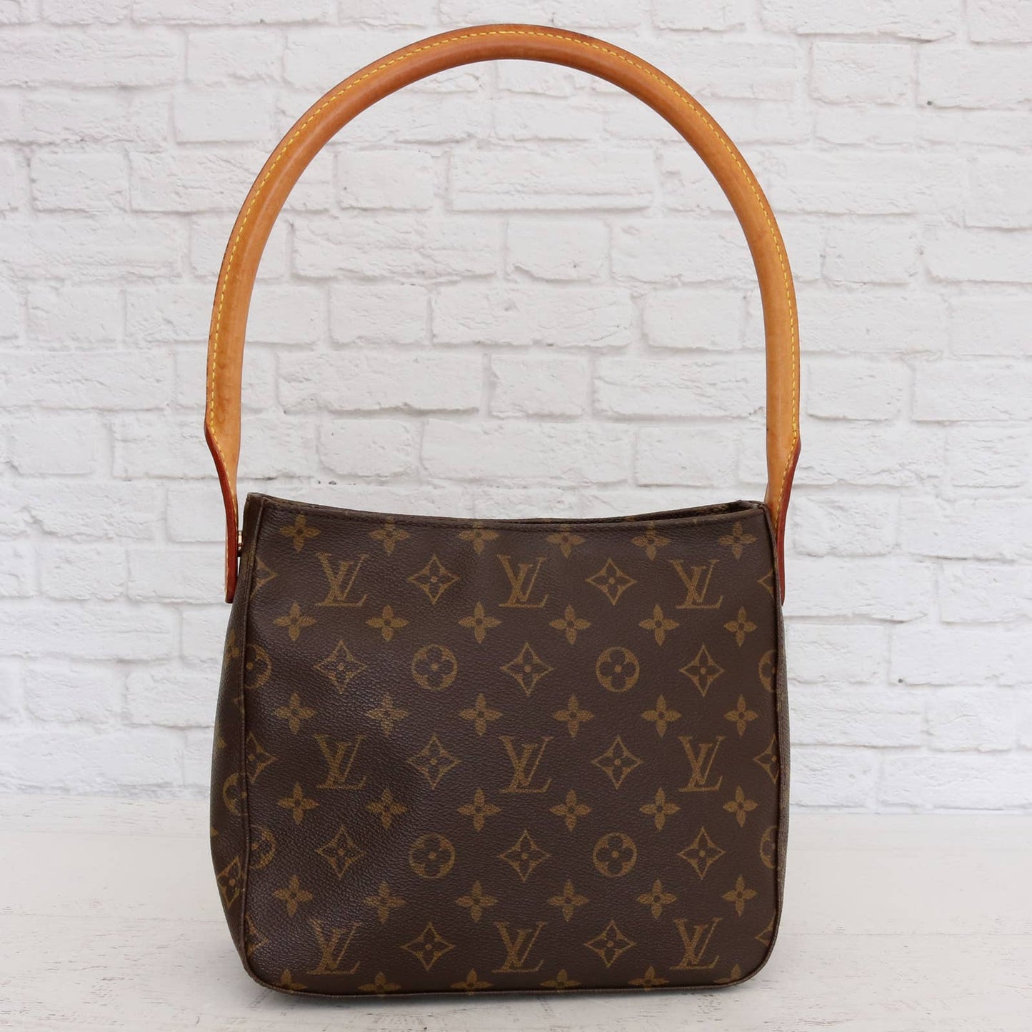 Louis Vuitton Looping MM Monogram Shoulder Bag Tote