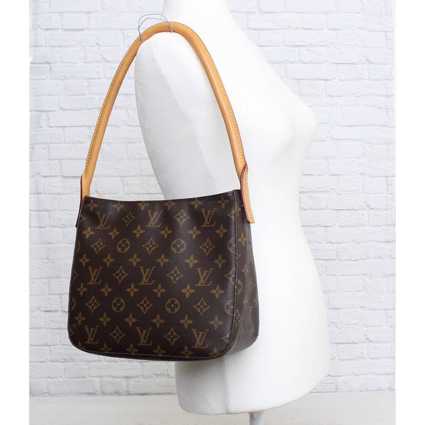 Louis Vuitton Looping MM Shoulder Bag Monogram Purse Leather Handbag